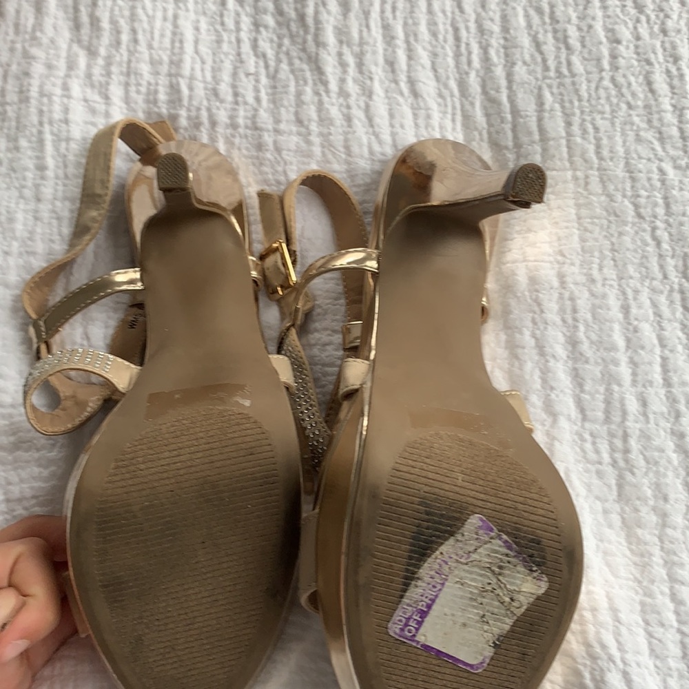 High heels - Picture 5 of 5